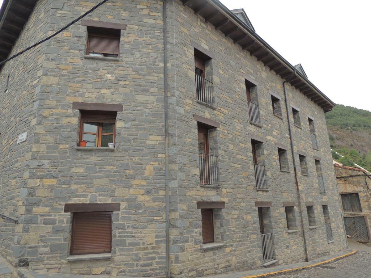 Apartamento en Biescas Bagian luar foto